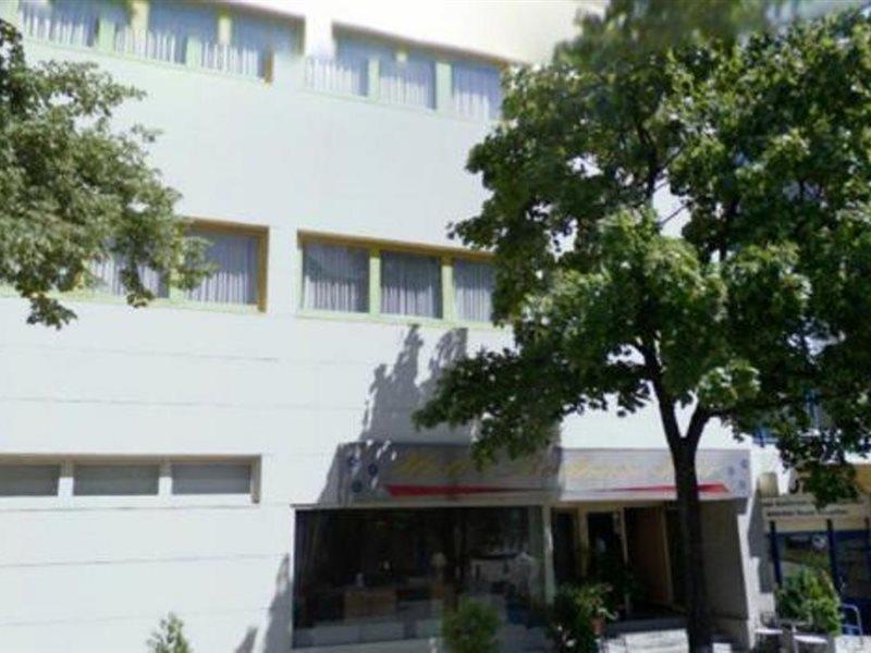 Hotel Berliner Baer Berlim Exterior foto
